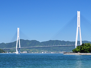 【悠閒時光】九州四國深度遊～跨越瀨戶內海的名湯美景６日（琉璃光寺、下瀨美術館、宮島渡輪、嚴島神社、道後溫泉街、湯布院．金麟湖）