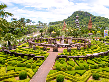 《0411潑水節》泰式新年、東芭樂園、冰淇淋糖果屋、嘟嘟車遊老城區、Ocean Sky海天盛宴、泰式按摩、考山路潑水節５日【泰獅航空、台中直飛】