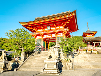 【星心假期】激安京都和服體驗、環球影城五日（世界文化遺產：下鴨神社、人氣景點～新京極、錦市場、大阪廚房～黑門市場）