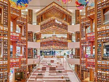 【威風韓國超值遊記】愛寶樂園、首爾明洞、水原星空圖書館、DIY泡菜+韓式點心+韓服體驗、美食饗宴五天《不走人蔘+保肝》（升等一晚五星酒店）【德威航空、台中出發】