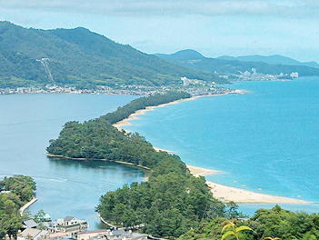 【關西歐嗨喲】雪舞關西、夢幻建築、日本三景巡禮、海陸美饌六日(淡路島夢舞台、清水寺、六甲山雪樂園、達摩勝尾寺、伊根灣遊船、天橋立纜車)(長榮航空、神戶進出)BR1762