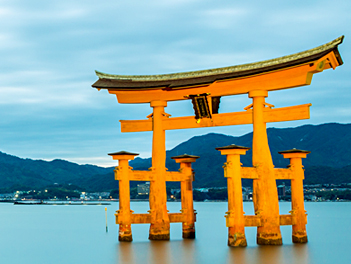 【開始旅行】廣島の戀～世界遺產．嚴島神社．原爆圓頂館．絕美森林美術館．廣島燒DIY．千光寺．倉敷美觀．神隱少女油屋．道後溫泉6天 （星宇航空、台中出發）