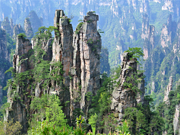 【遊遍中國自由行】張家界天門山～湖南湖北鳳凰古城８日（加贈天門狐仙秀、五星溫德姆下午茶）無購物、無自費、桃園出發